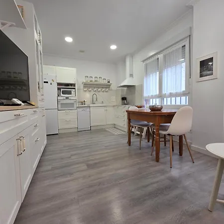 R2R - Moderno Y Coqueto Apartamento Con Garaje - 1A165 * Gijón