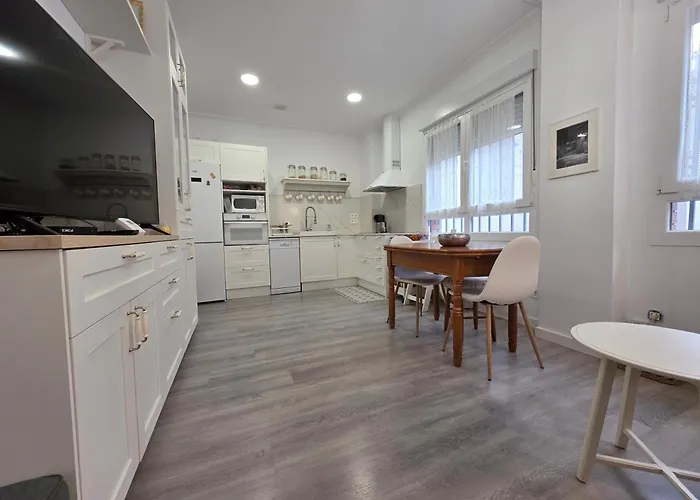 1a165 By R2r Moderno Y Coqueto Con Garaje * Gijón