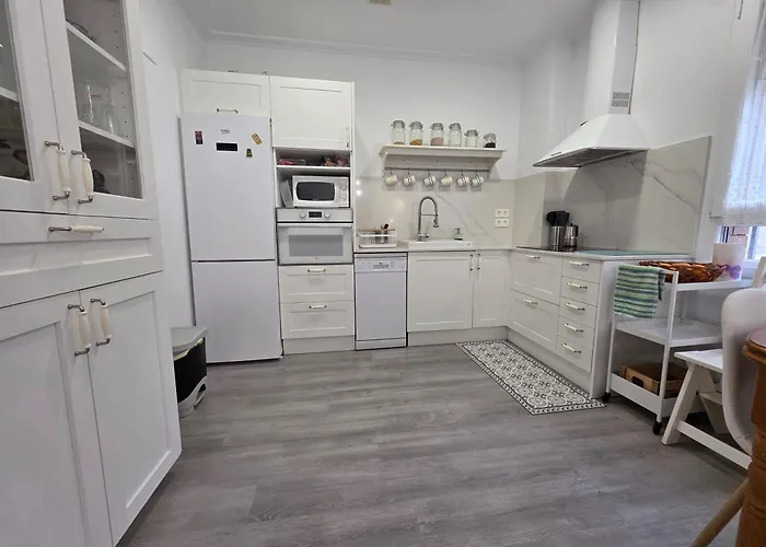 1a165 By R2r Moderno Y Coqueto Con Garaje * 기욘